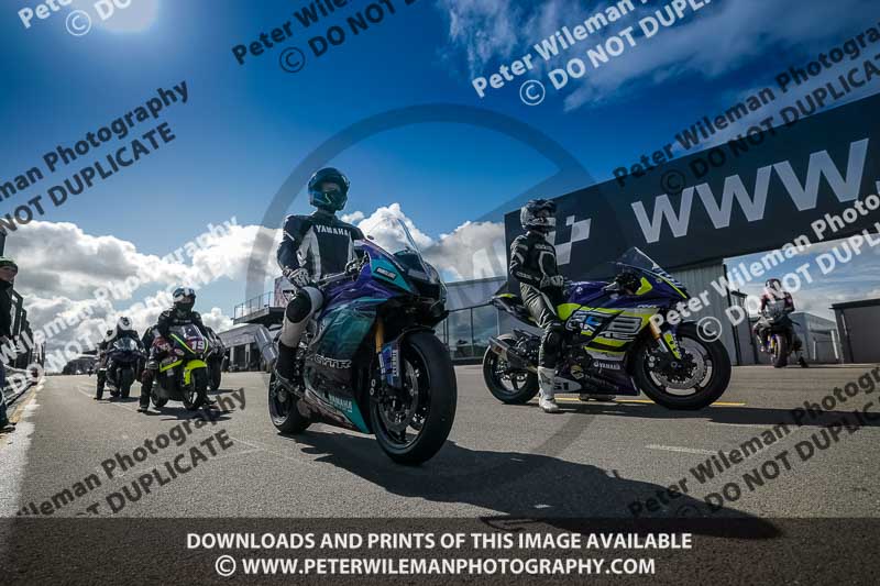 donington no limits trackday;donington park photographs;donington trackday photographs;no limits trackdays;peter wileman photography;trackday digital images;trackday photos